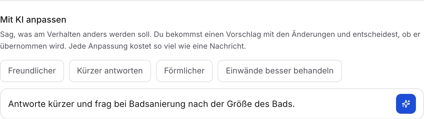 das Feld mit einer getippten Anweisung, darüber die vier Knöpfe, rechts der blaue Knopf.