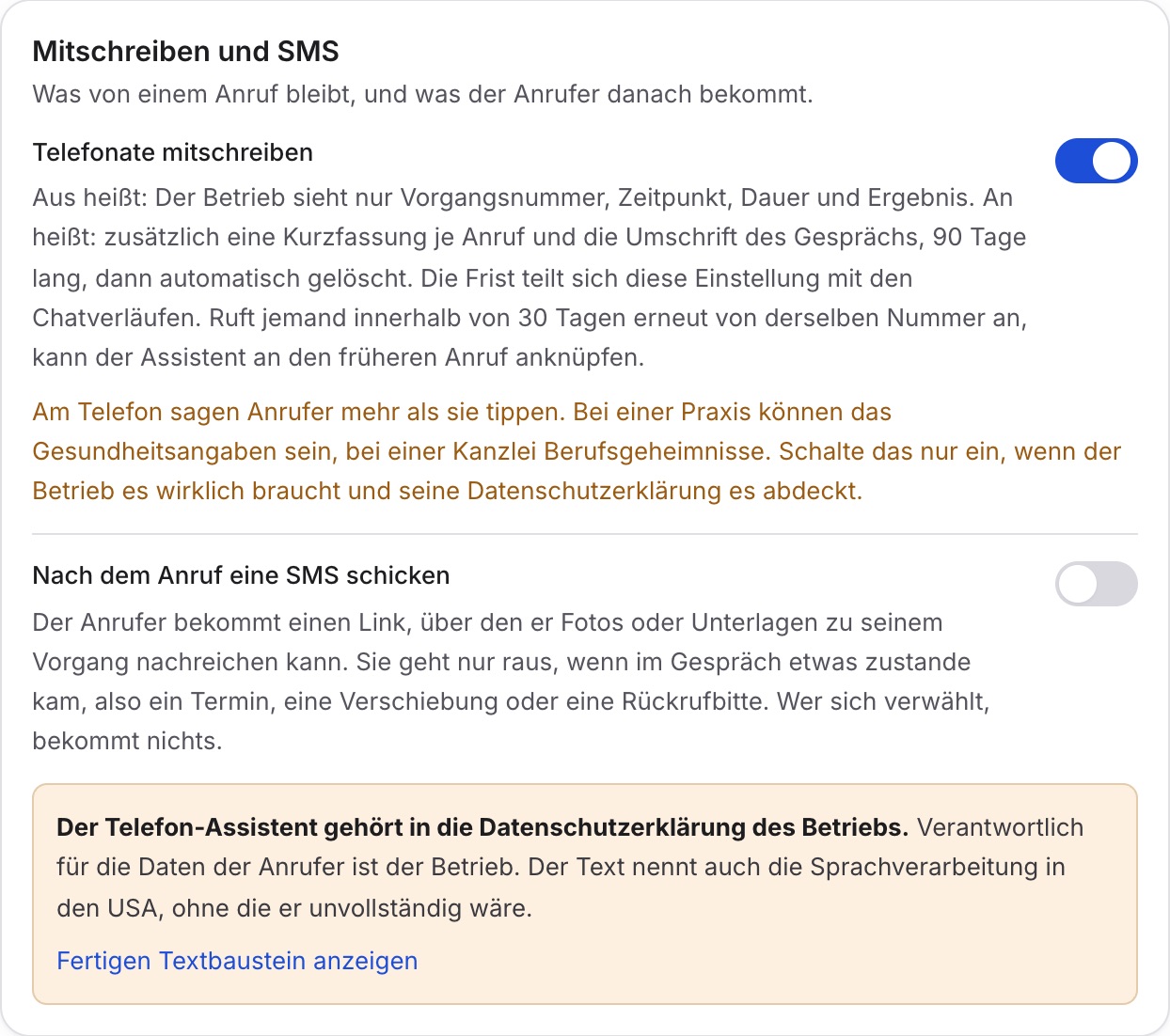 Telefonfenster, Abschnitt „Mitschreiben und SMS“, der Schalter „Telefonate mitschreiben“ an, darunter „Fertigen Textbaustein anzeigen“.